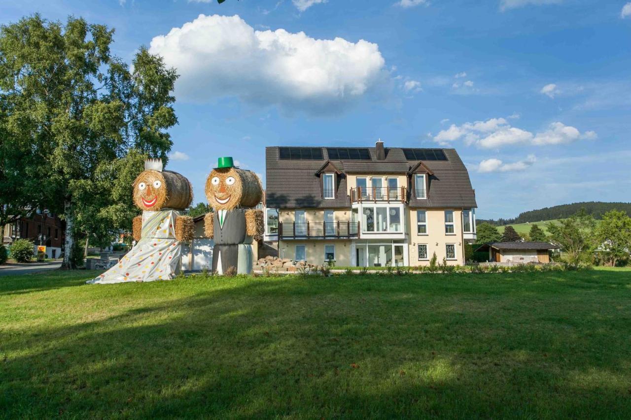 Das Gelbe Haus 3 Apartment Winterberg Luaran gambar